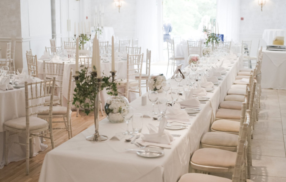 Gemmarobbieconynghamarmshotelslanethjuneronanshawphotographieronanshawphotographie large www.conynghamarms.ie